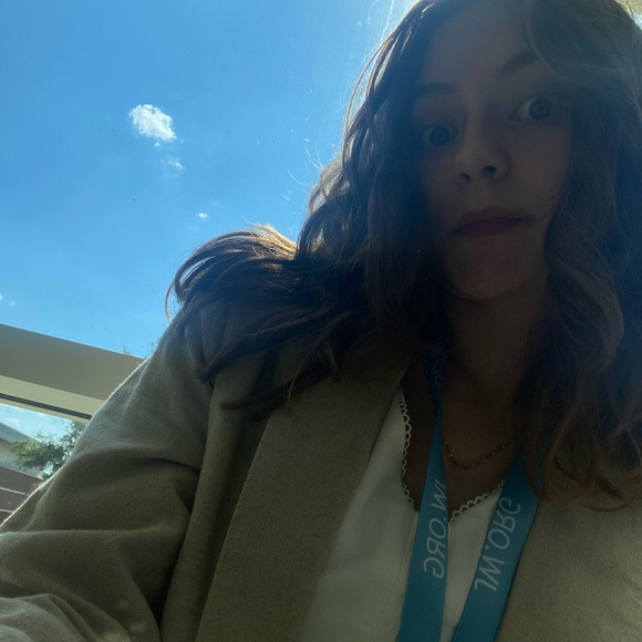 Meet your Posher, Roxy ⭐️🌷 - Picture 1 of 1